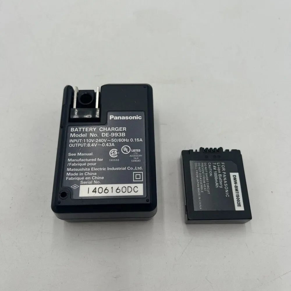 Panasonic LUMIX DE-993 Genuine OEM Digital Camera Charger Battery dmw-bm7/s002e